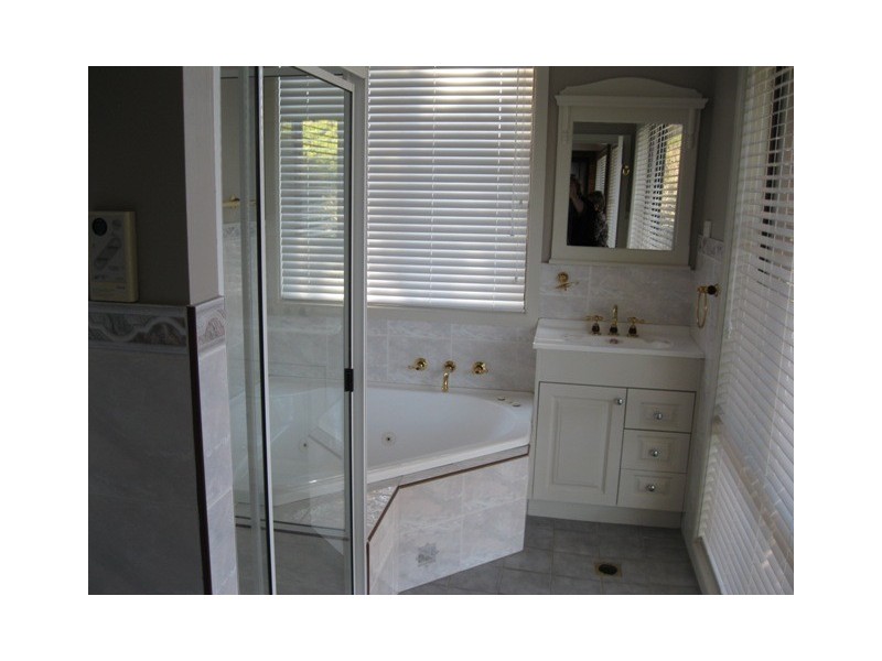 61A Commonwealth, Bathurst NSW 2795