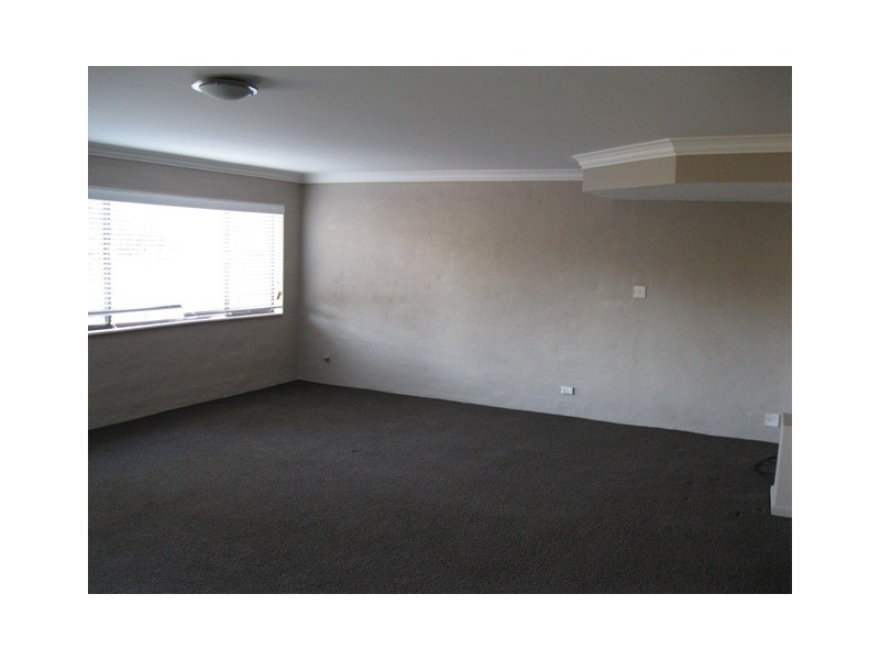 61A Commonwealth, Bathurst NSW 2795