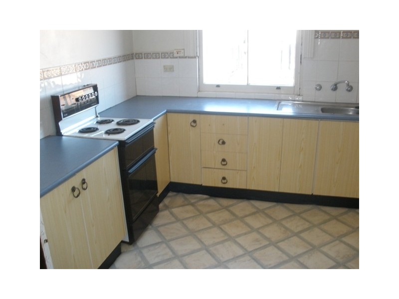 86 William, Bathurst NSW 2795