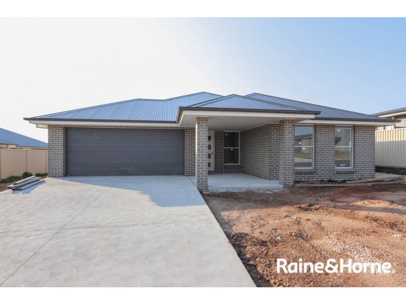 21 Mendel Drive, Kelso NSW 2795
