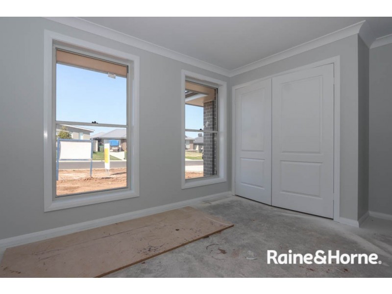 21 Mendel Drive, Kelso NSW 2795