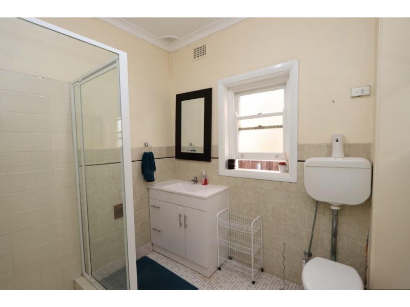 143 William Street, Bathurst NSW 2795