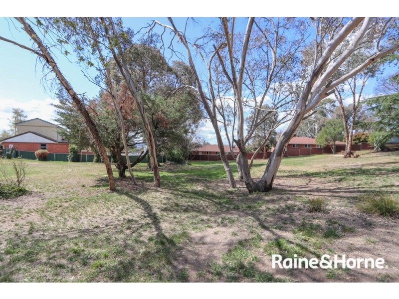 102 Esrom Street, West Bathurst NSW 2795