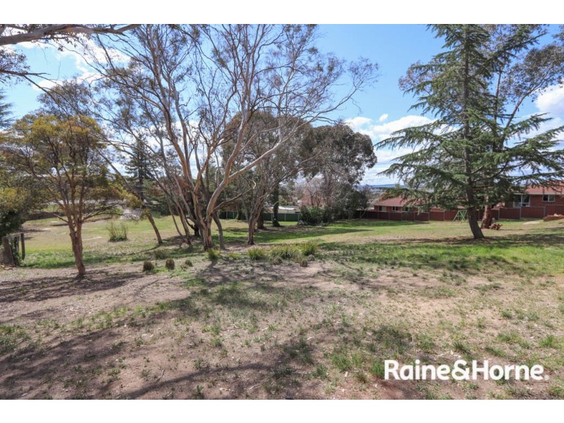 102 Esrom Street, West Bathurst NSW 2795