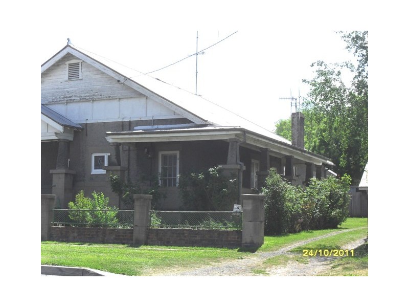 67 Seymour St, Bathurst NSW 2795