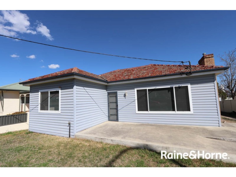 79 Sydney Road, Kelso NSW 2795