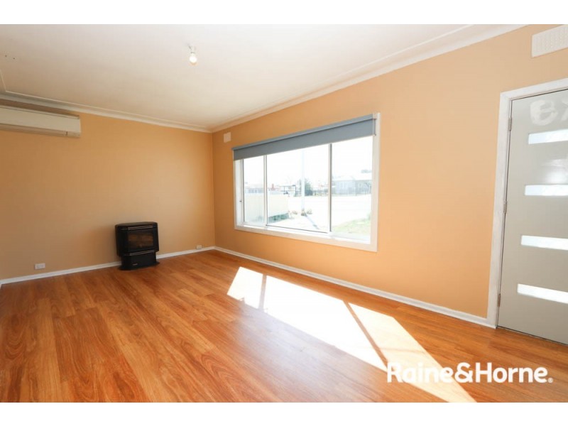 79 Sydney Road, Kelso NSW 2795