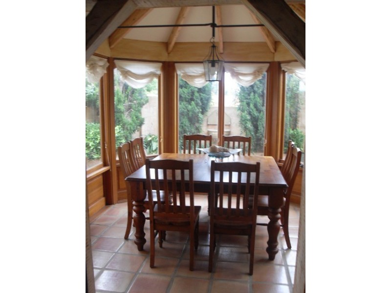 1 Honeysuckle Cl, Bathurst NSW 2795