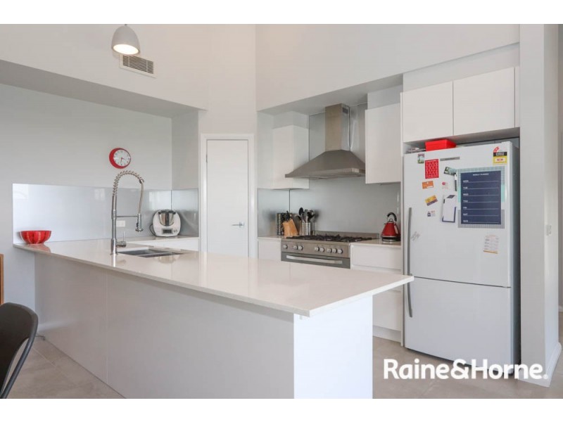 24 Governors Parade, Windradyne NSW 2795