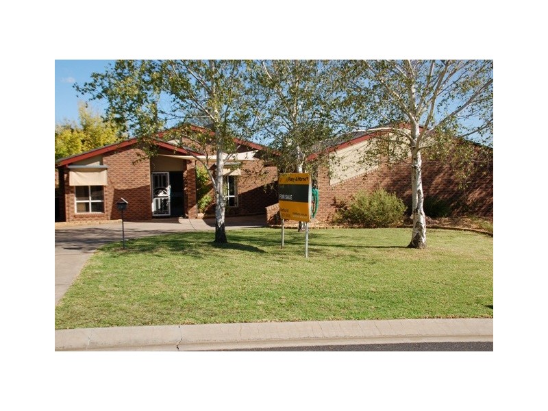 3 Crawford Cr, Bathurst NSW 2795