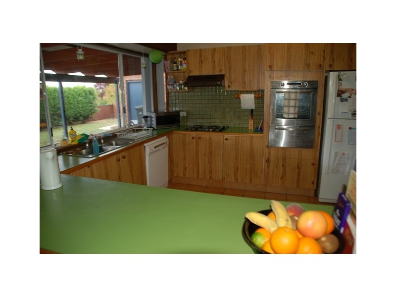3 Crawford Cr, Bathurst NSW 2795