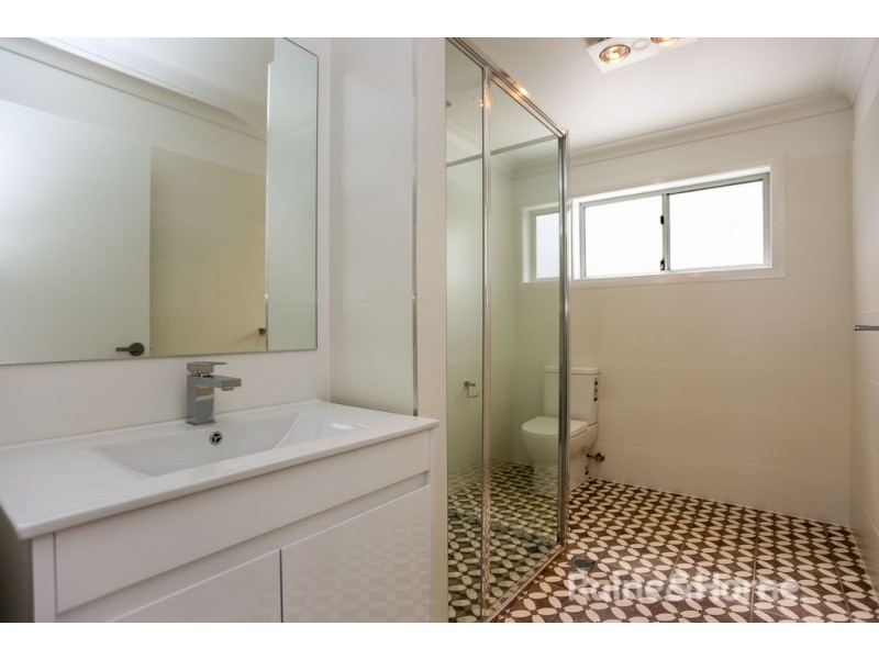 7B Ignatius Pl, Kelso NSW 2795