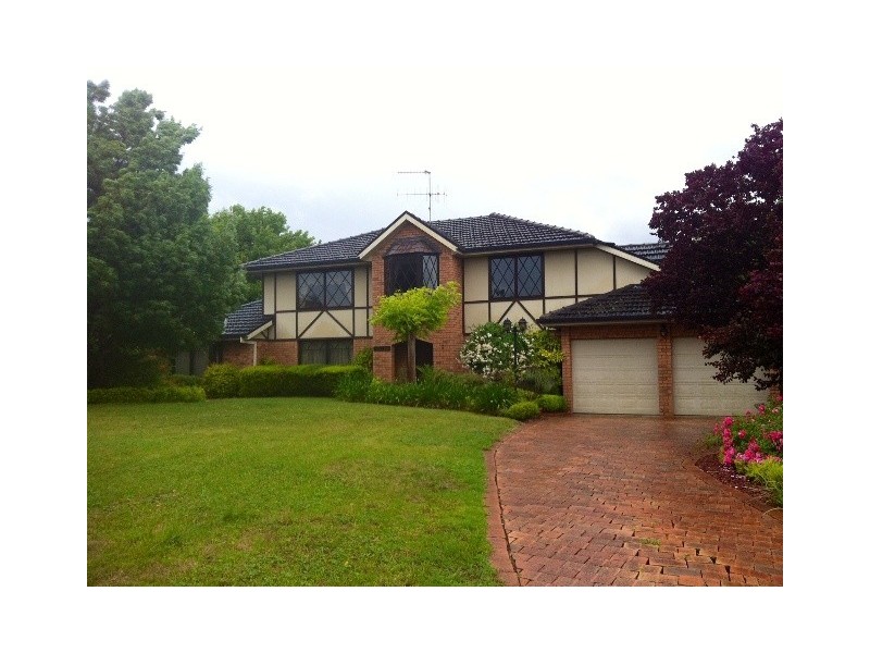 9 Laws Place, Bathurst NSW 2795