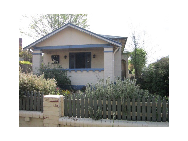 111  Peel, Bathurst NSW 2795