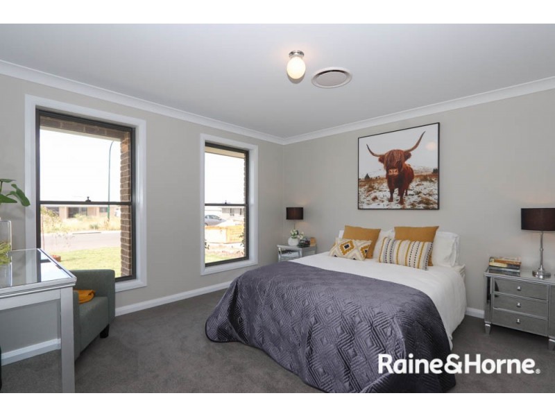 43 Fraser Drive, Eglinton NSW 2795