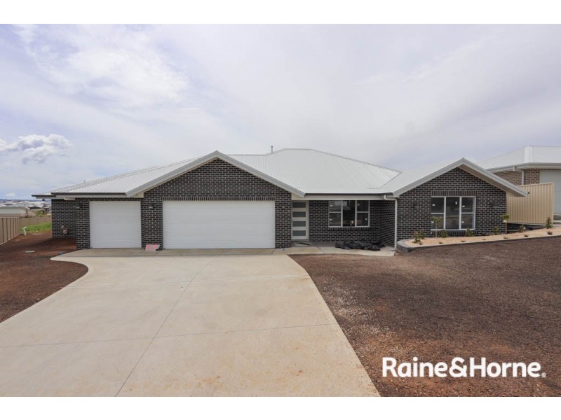 29 Ignatius Place, Kelso NSW 2795