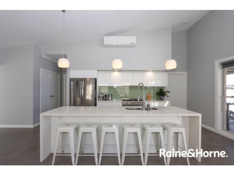 5 O’Farrell Place, Kelso NSW 2795