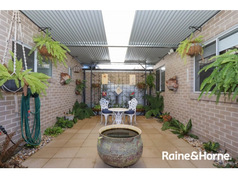 5 O’Farrell Place, Kelso NSW 2795