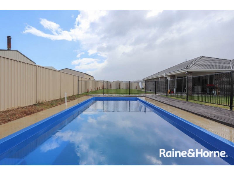 3 Rothery Street, Eglinton NSW 2795