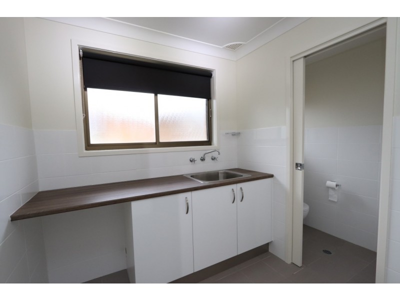 24 Camidge Cl, Kelso NSW 2795