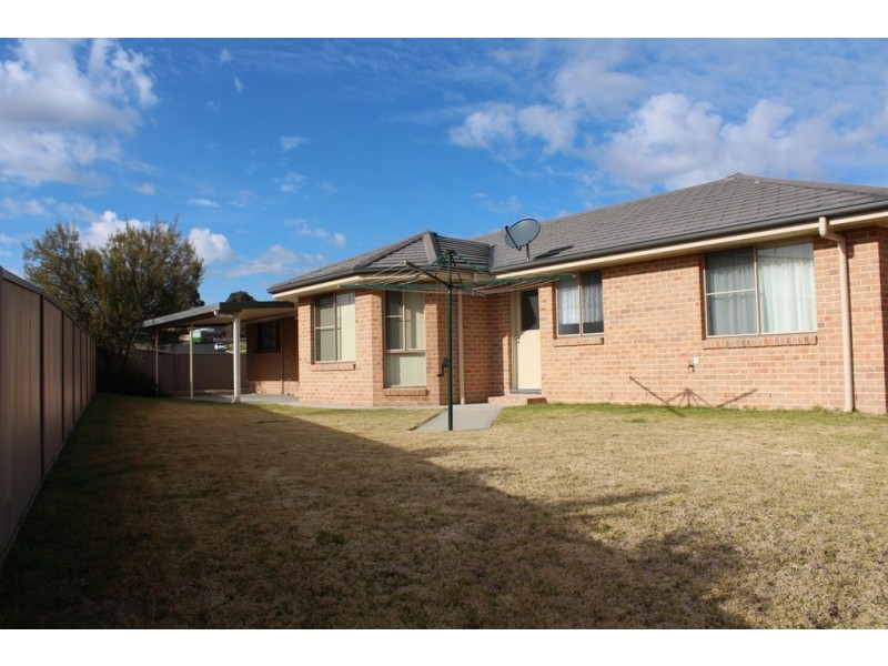 23 Tandora Street, Bathurst NSW 2795