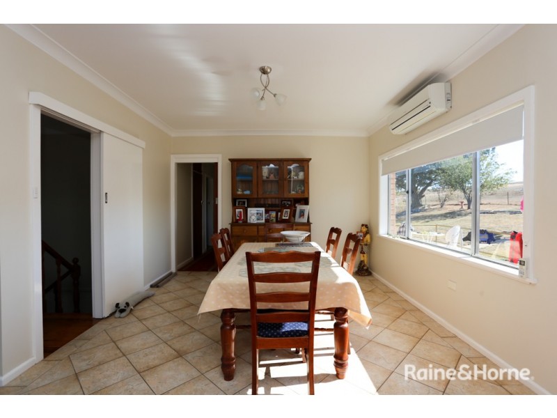 795 Sofala Road, Laffing Waters NSW 2795