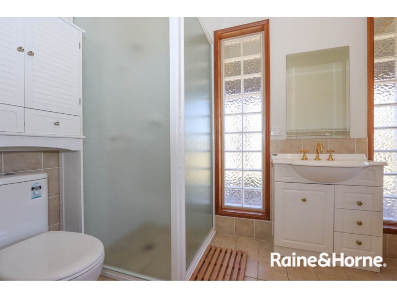 109 James White Drive, Fosters Valley NSW 2795