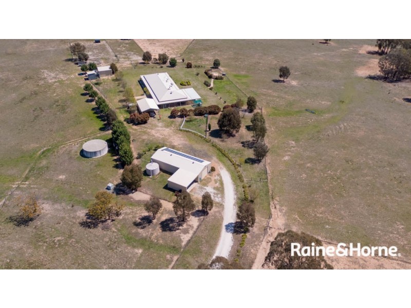 109 James White Drive, Fosters Valley NSW 2795
