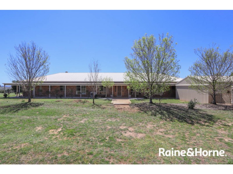 109 James White Drive, Fosters Valley NSW 2795