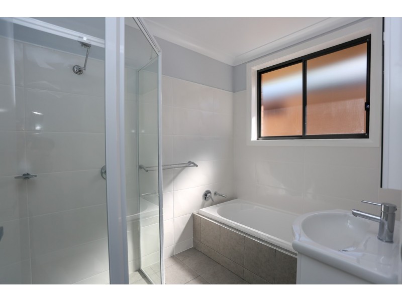 358c Stewart St, Bathurst NSW 2795