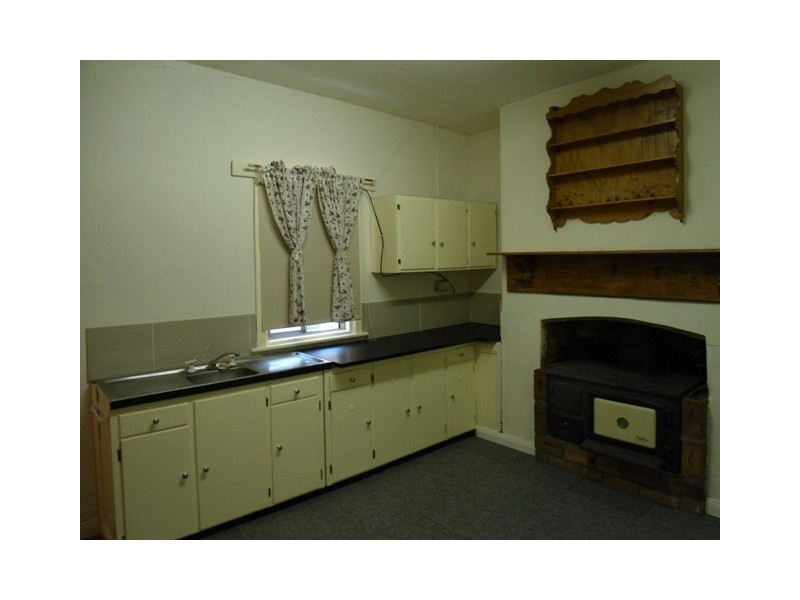 179 Stewart St, Bathurst NSW 2795