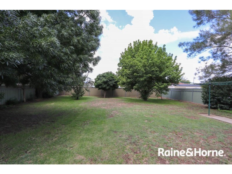 9 Peacock Street, Eglinton NSW 2795