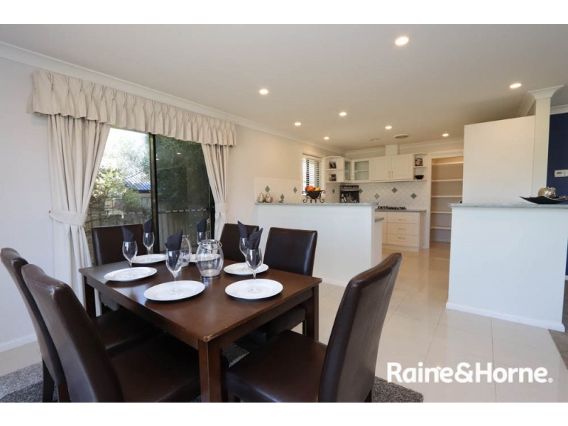 20 James Barnet Drive, Kelso NSW 2795