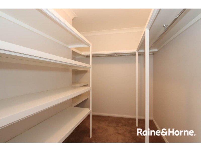 20 James Barnet Drive, Kelso NSW 2795