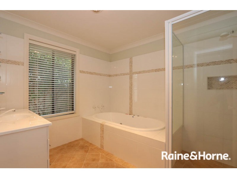 20 James Barnet Drive, Kelso NSW 2795