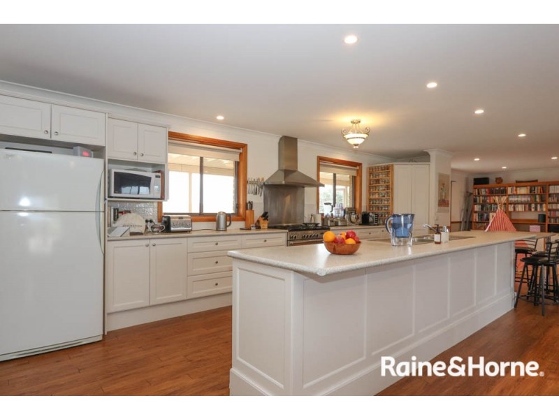 194 Gestingthorpe Road, Perthville NSW 2795