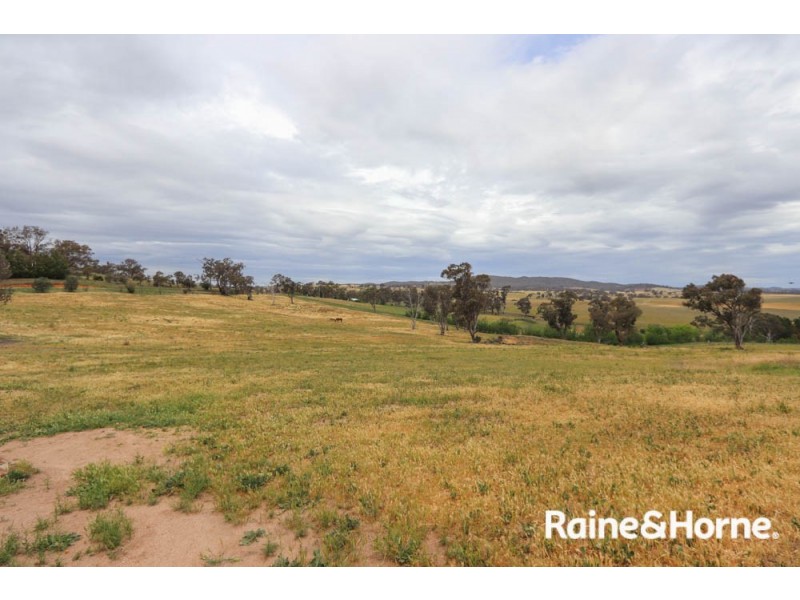194 Gestingthorpe Road, Perthville NSW 2795