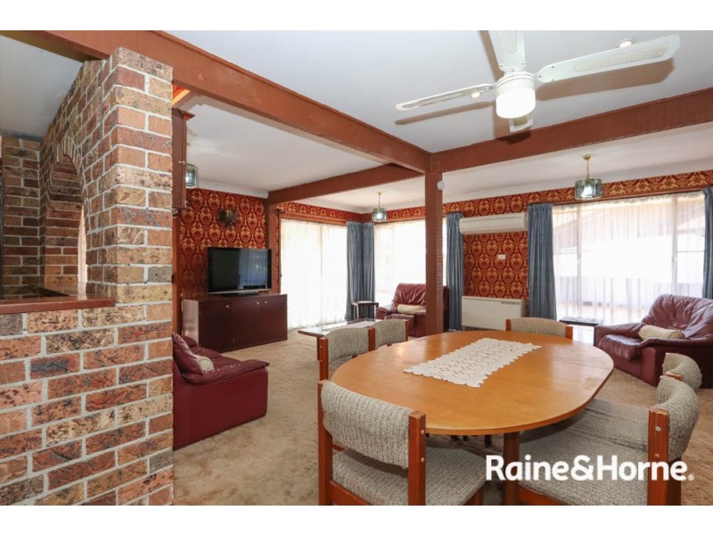 8 Vine Street, South Bathurst NSW 2795