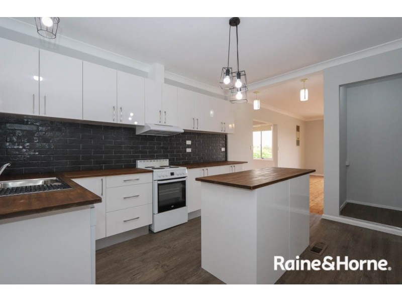66 Boyd Street, Kelso NSW 2795