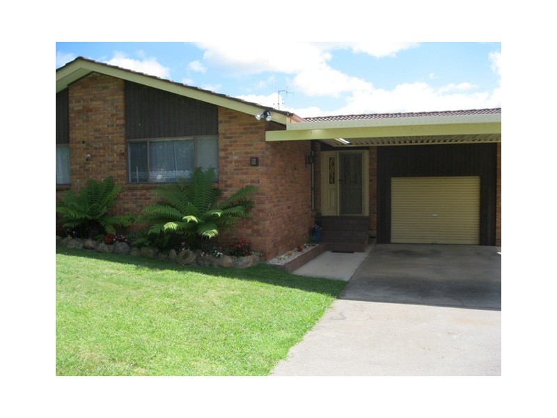 7 Winslow Pl, Bathurst NSW 2795