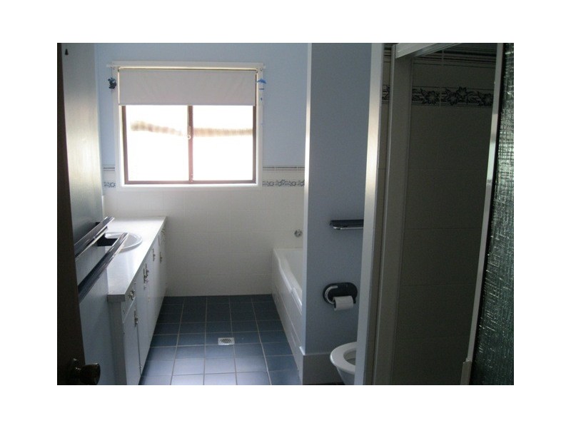 7 Winslow Pl, Bathurst NSW 2795