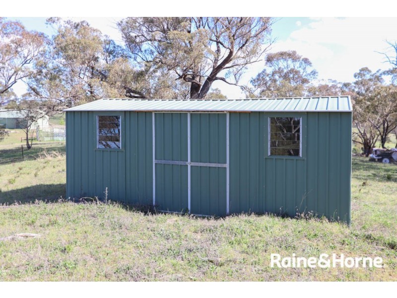 32 Pine Ridge Road, Rock Forest NSW 2795