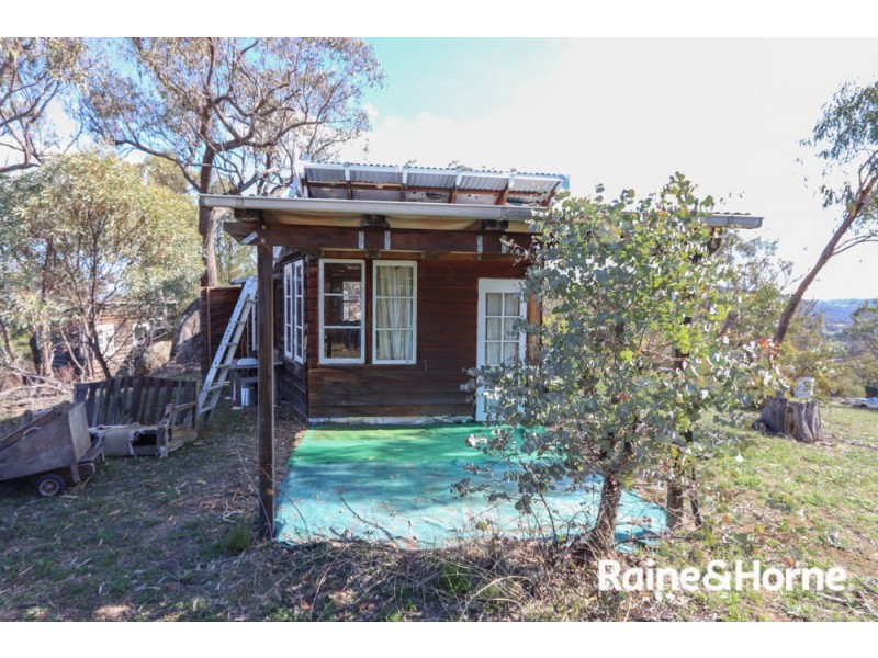 32 Pine Ridge Road, Rock Forest NSW 2795