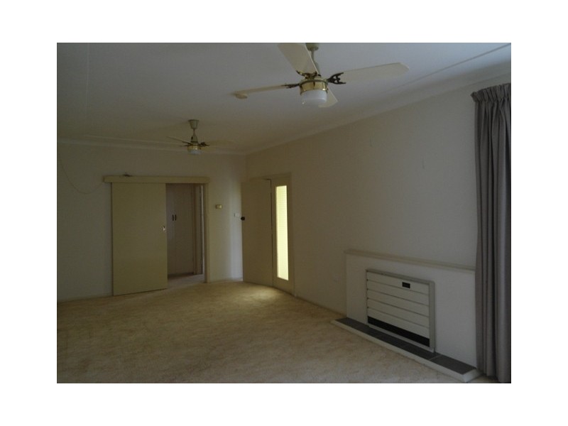 350 Russell, Bathurst NSW 2795