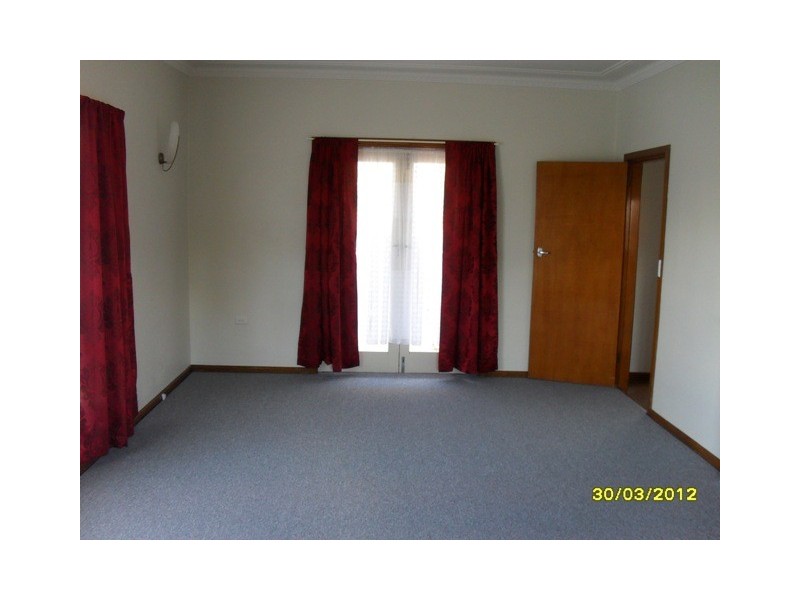 3 Wolsley St, Bathurst NSW 2795