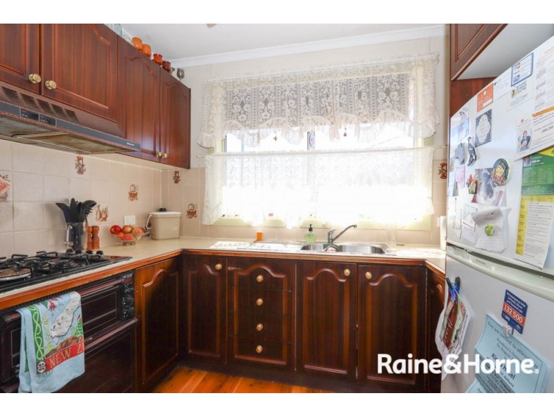 15 Currawong Street, South Bathurst NSW 2795