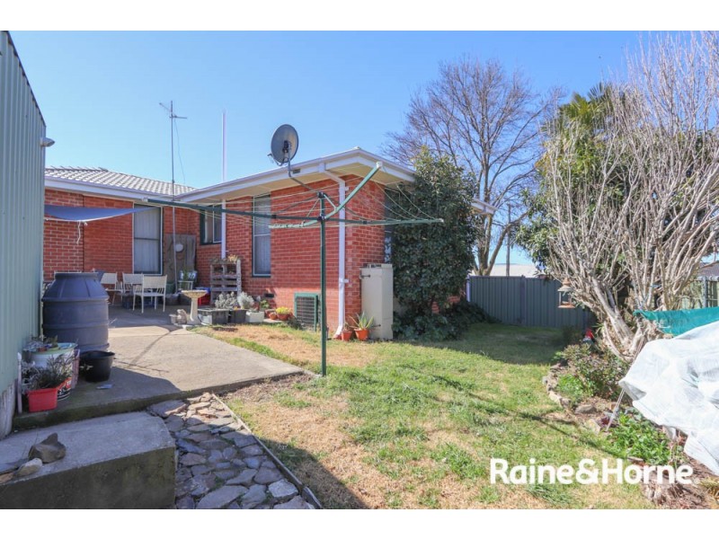 15 Currawong Street, South Bathurst NSW 2795
