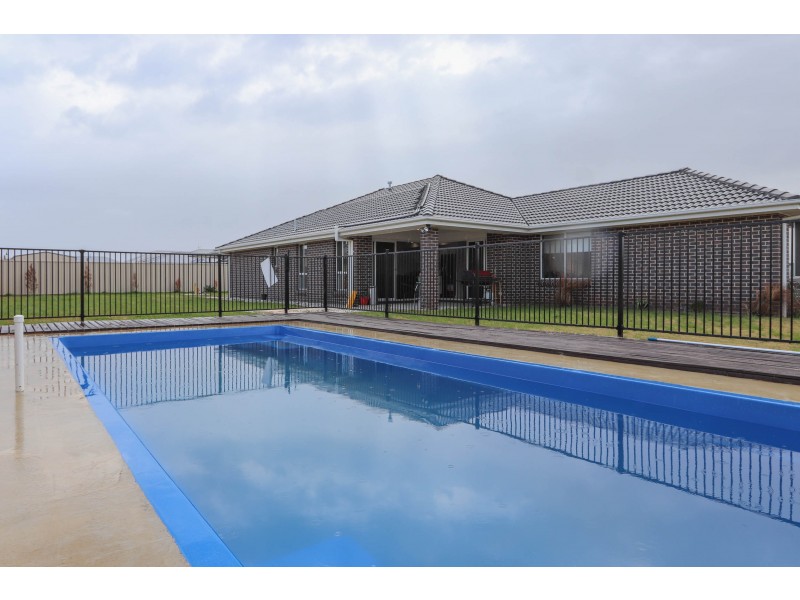 3 Rothery Street, Eglinton NSW 2795