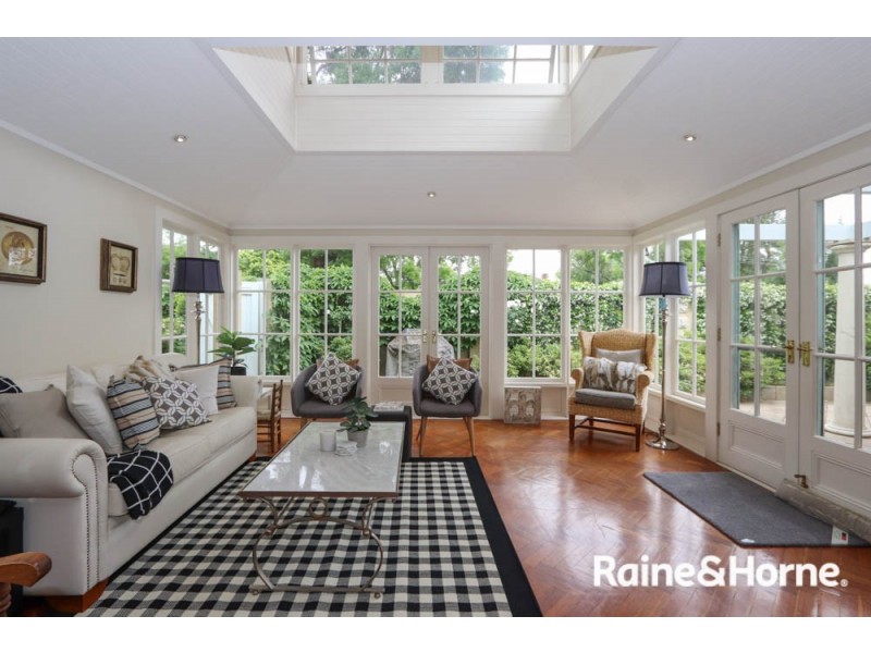 260 Russell Street, Bathurst NSW 2795