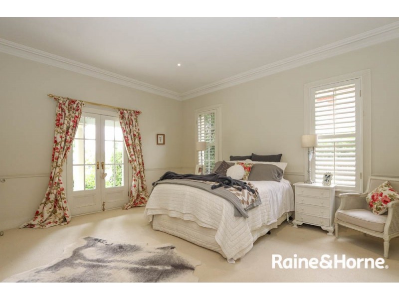 260 Russell Street, Bathurst NSW 2795